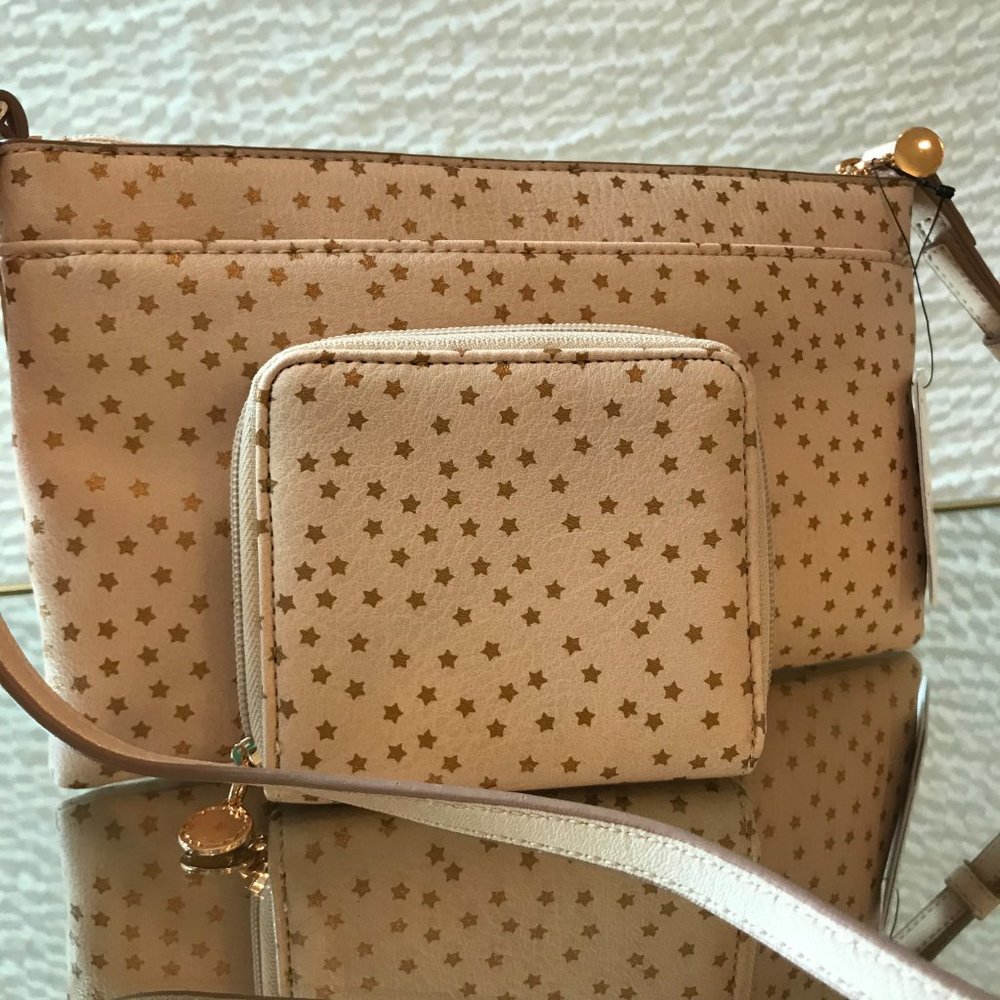 Lauren Conrad || Phone-Charging Bag & Wallet